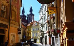 Hostel Prague Tyn